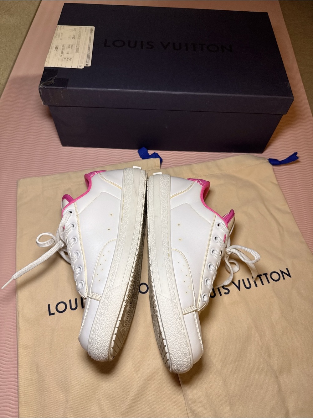 Louis Vuitton White and Pink Low-Top Leather Sneakers - Picture 6 of 6